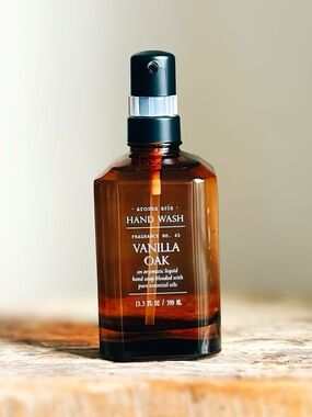 NEW Aroma Aria Vanilla Oak Hand Wash / Soap Amber Glass Bottle 13.5 OZ